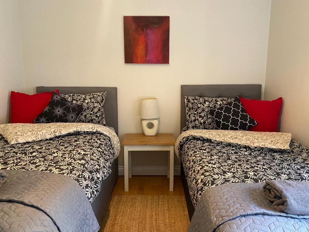 Eakie House Apartments - Кинлохливен Экстерьер фото